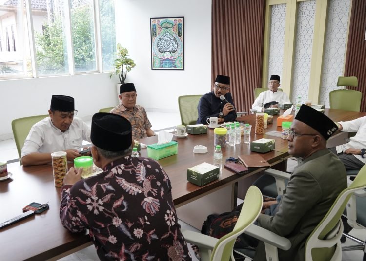 MUI Jatim Gelar Rapat Rutin Bahas Persiapan DP MUI Award dan Penguatan Program Sarjana PKU